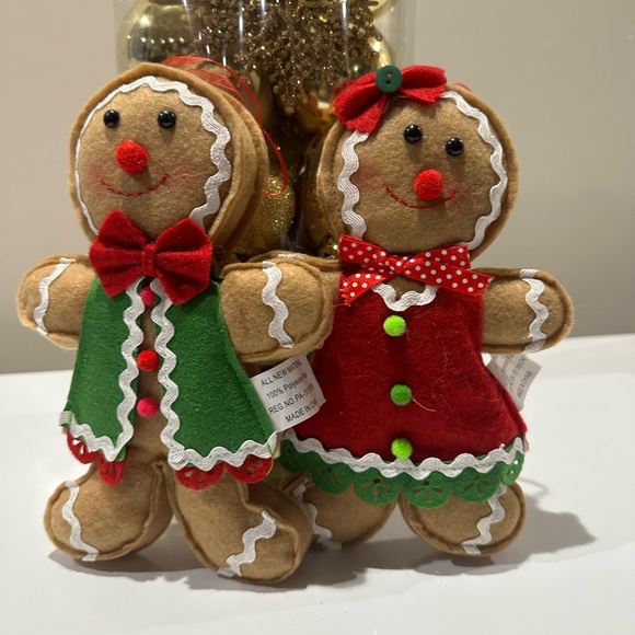 🌸NEW 2 Pieces Gingerbread Christmas Ornaments With tags. - Picture 5 of 5